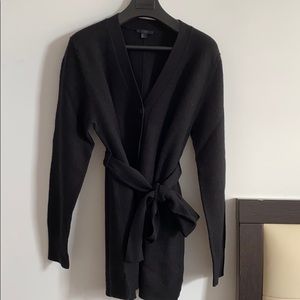 🥳SOLD🥳COS sweater